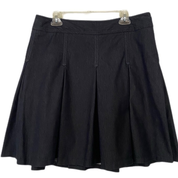 Loft Drop Waist Skirt Charcoal Pin Stripe Inverted Pleats Knee Length Size 14P - Picture 1 of 8